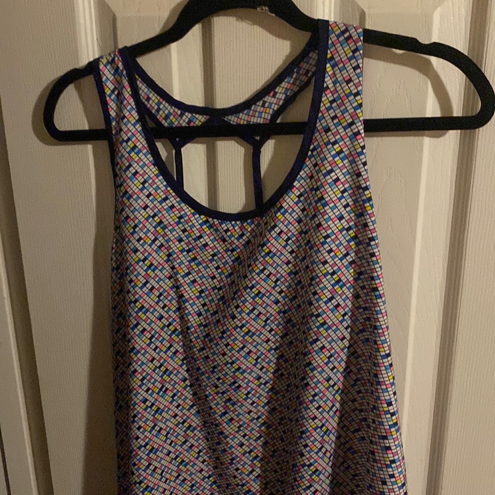Geometric tank